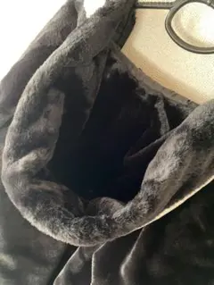 モコモコパーカー