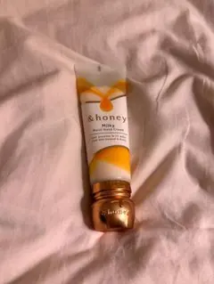 &honey アンドハニー ハンドクリーム ミルキーのサムネイル
