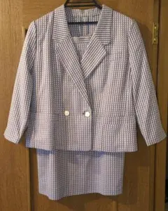 レリアン　スーツ　セットアップ　シルバー　※欠損有