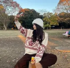 nugu ルーズフィットスノーフラワーフードニット