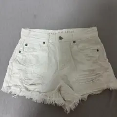 【AMERICAN EAGLE】白ショートパンツ