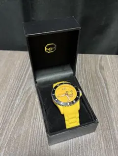 【美品】ポケモンセンター限定　ピカチュウドット腕時計