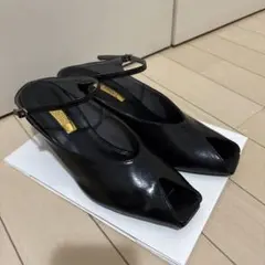 GRISE ストラップ付きミュール ブラックのサムネイル