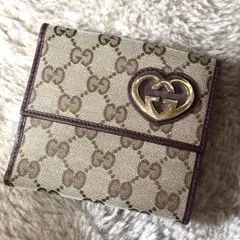 GUCCI グッチ　折り財布　ラブリーハートGGキャンバス