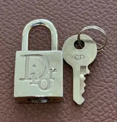 DIOR 南京錠 鍵付き　ゴールド