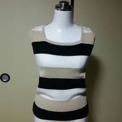 半額再値下げ美品レディースタンクトップ♡ノースリーブ