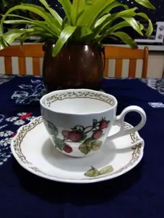 Item thumbnail for item 2c53e351-c344-4d98-843f-8660e95061b0