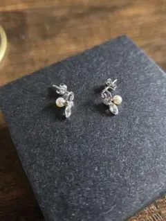 TAKE-UP　k10ホワイトゴールドパール、ムーンストーン、アクアマリンピアス