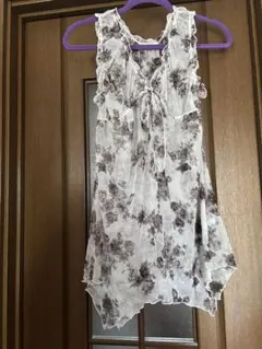 フラワープリント ノースリーブチュニック LL