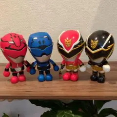 戦隊ヒーロー フィギュア 4体セット