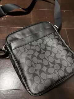 COACH シグネチャー ショルダーバッグ ブラック