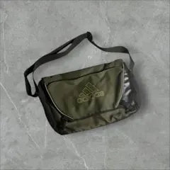 ぱ*り様 00s adidas ナイロン メッセンジャーバッグy2k tech