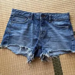 GU ショートデニムパンツ