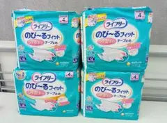新品未開封品】ライフリー のび〜るフィット テープ止め Mサイズ 