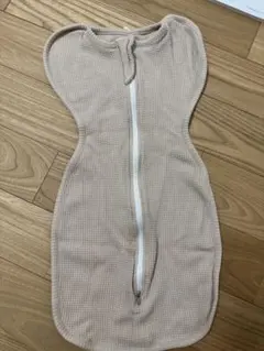 ベビースワドル　ベージュ ワッフル生地 おくるみ