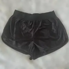 FOREVER 21 ブラックショートパンツ Lサイズのサムネイル