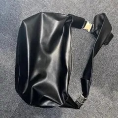 ブラック ショルダーバッグ 黒