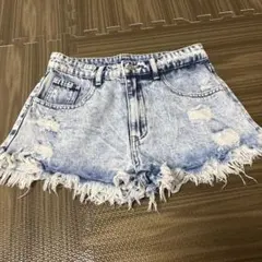 SHEIN ハイウェスト ダメージデニムショートパンツ
