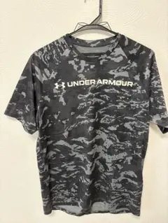 UNDER ARMOUR カモフラ柄 Tシャツ Mサイズのサムネイル