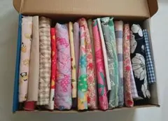 最終値下げ　布　ハギレセット いろいろなサイズのはぎれ　まとめ売り　ハンドメイド