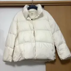 UNIQLO ユニクロ　パウダーソフトダウンジャケット　オフホワイト　L