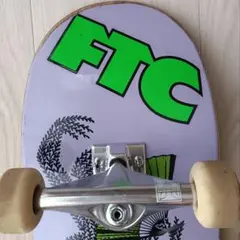 スケボー ベンチャーチタン パスポート デッキ8.125 FTC - メルカリ