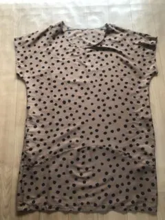 ノースリーブ　水玉模様　ワンピース　ドット