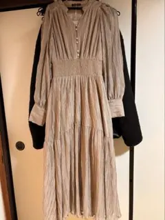 ANDGEEBEE プリーツロングワンピース MEDIUM ベージュ