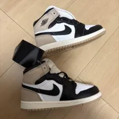 Item thumbnail for item 35dfcf4f-c43b-4e4f-8013-5aef091c37e9