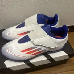 フットサルシューズ 23.5