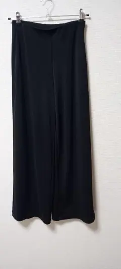 UNIQLO クレープジャージーストレートパンツ S ブラック 一度着用