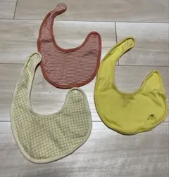 赤ちゃん用スタイ3枚セット　ユニクロ