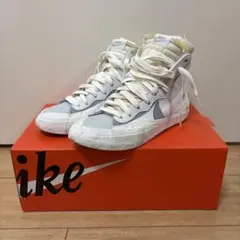 NIKE sacai Blazer Mid White Grey