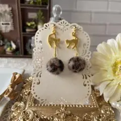 ☆❤️ 猫　レオパード　ファーボール　ピアス　イヤリング