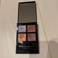 アディクション　ザアイシャドウパレット011