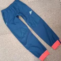 アディダス　長ズボン150センチ