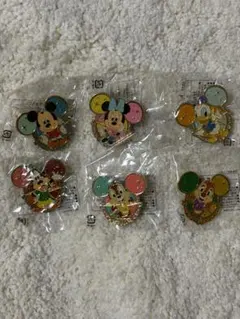ディズニー キャスト ランヤード チップ デール 雪だるま ミッキー 