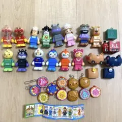 アンパンマン ブロックラボスイング　フィギュア ガチャガチャ