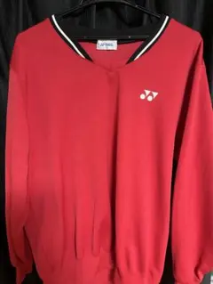 YONEX 赤 Vネック トレーナー