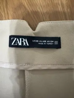 ZARA ベージュ ハイウエストパンツ XS