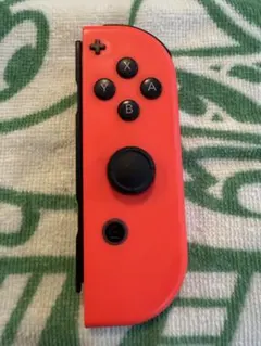 任天堂Switch 純正　ジョイコン　ネオンレッド　右　90