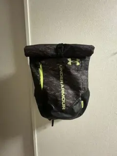 UNDER ARMOUR ロールトップリュック