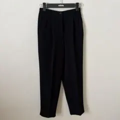 ブラック　やや厚手　フォーマル パンツ　ストレート　ワイド