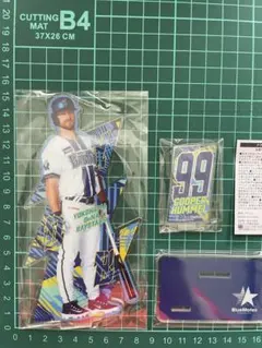 【横浜DeNAベイスターズ】99クーパー・ヒュンメル ファンクラブ限定アクスタ