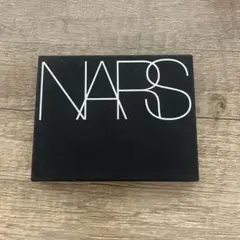 NARS アイシャドウパレット 6色入り