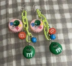 Item thumbnail for item 01f02fb7-6a6f-48ed-827d-17132a909504