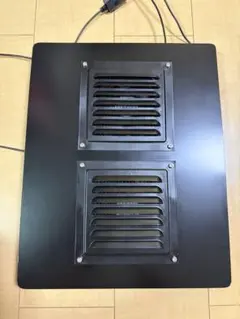 NV350キャラバン 小窓用換気扇 - メルカリ