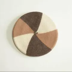 Item thumbnail for item 5f3fd8b1-cbb2-4783-9cf6-3eb9636a3b0e