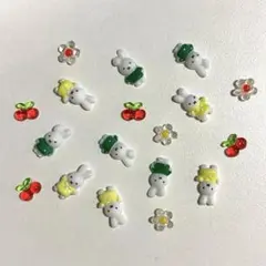 ミッフィー　ネイルパーツ