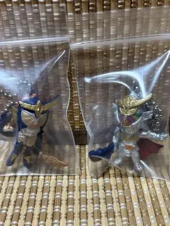 仮面ライダー鎧武 ミニフィギュア ボールチェーン2個セット　未使用品